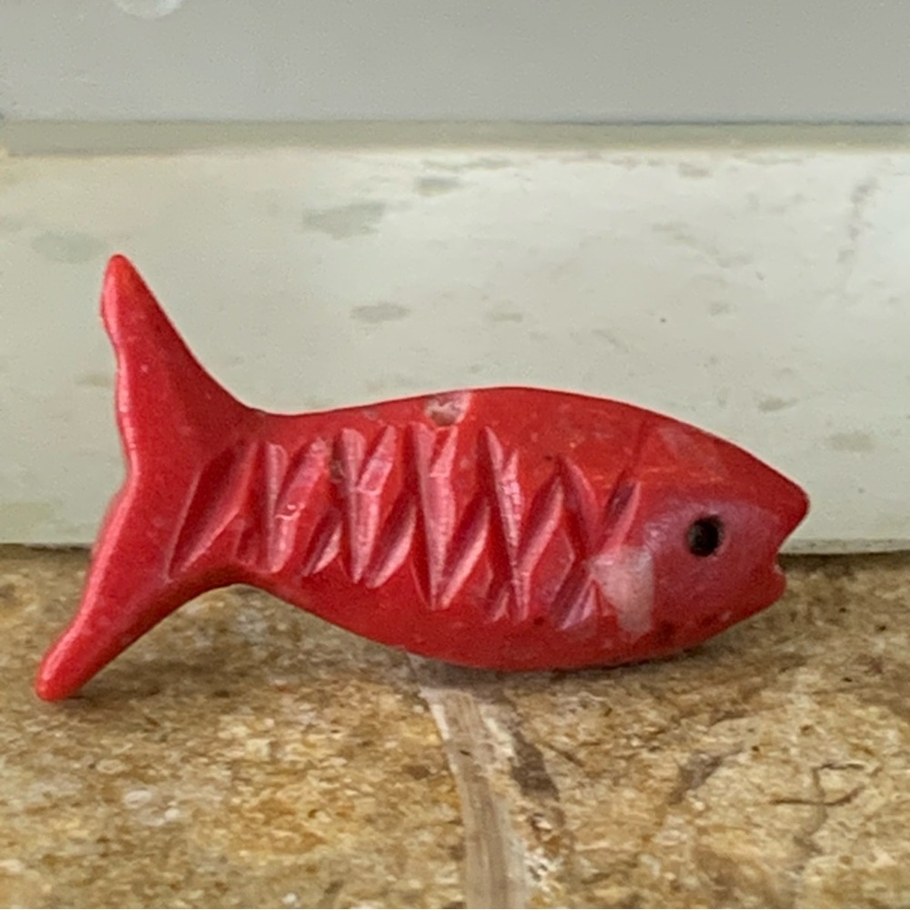 Native American Zuni Style Fish Fetish Bead Drilled Red Jasper Carved Animal .7" - Picture 7 of 11